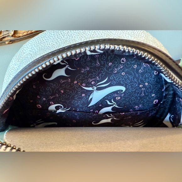 NWT Loungefly Nightmare Before Christmas Zero Sequin Cosplay Glow Mini Backpack main image 4